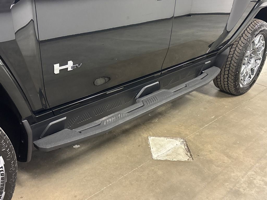 New 2026 GMC Hummer EV 4x4 Crew Cab image 10