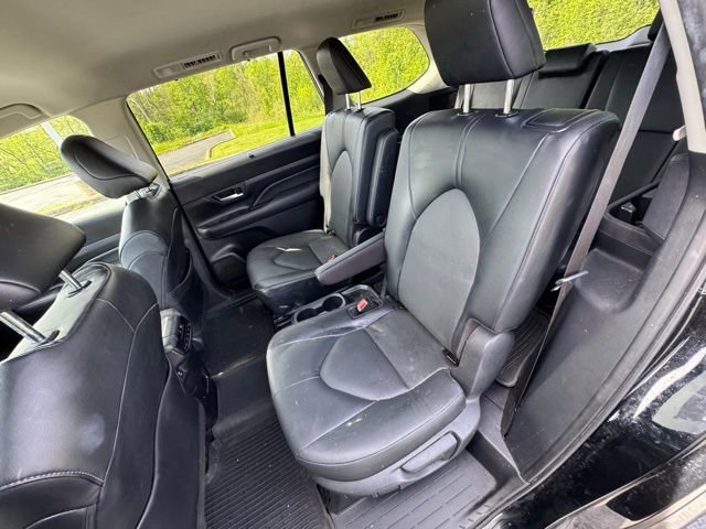 Used 2024 Toyota Grand Highlander XLE image 15