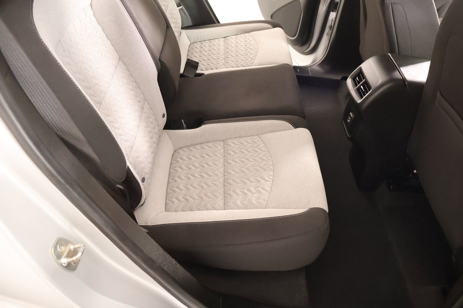 Used 2022 Chevrolet Equinox LT FWD image 13