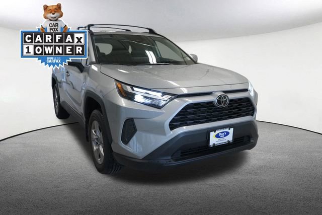 Used 2025 Toyota RAV4 XLE w/ Convenience Package image 16