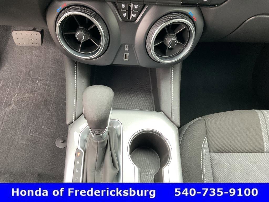 Used 2025 Chevrolet Blazer LT image 40