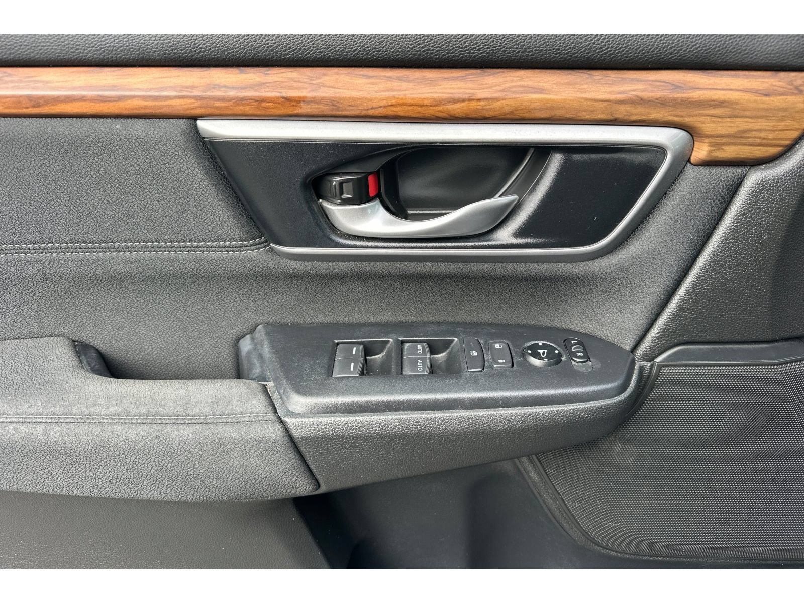 Used 2022 Honda CR-V EX image 11