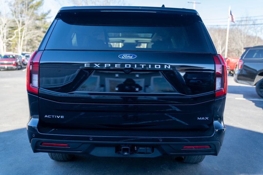 Used 2025 Ford Expedition Max Active image 5