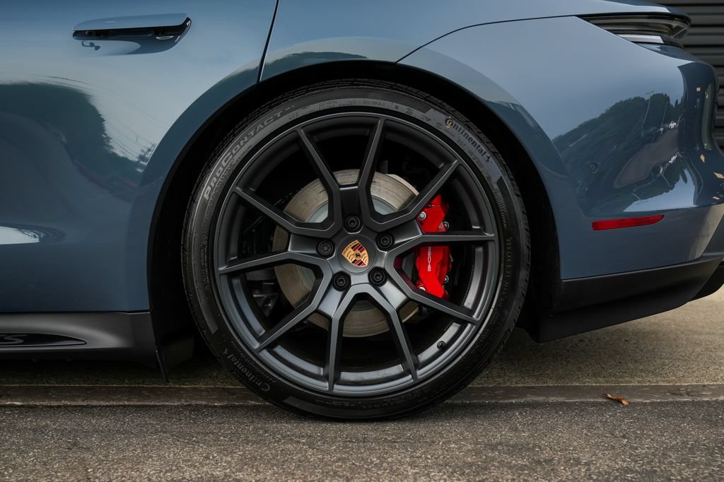 New 2026 Porsche Taycan GTS AWD/4WD image 12