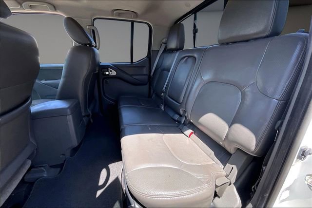 Used 2019 Nissan Frontier SL RWD image 25