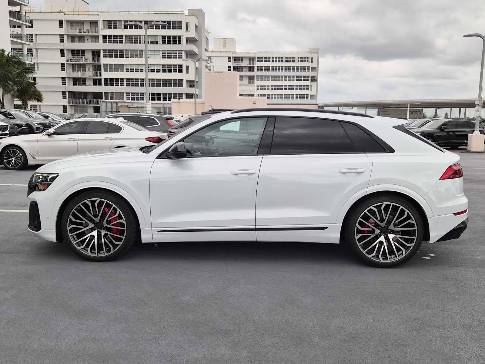 New 2026 Audi SQ8 Prestige AWD/4WD image 3