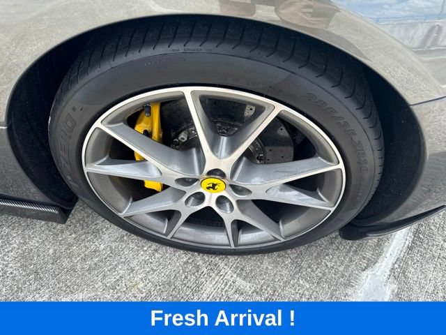 Used 2010 Ferrari California RWD image 16