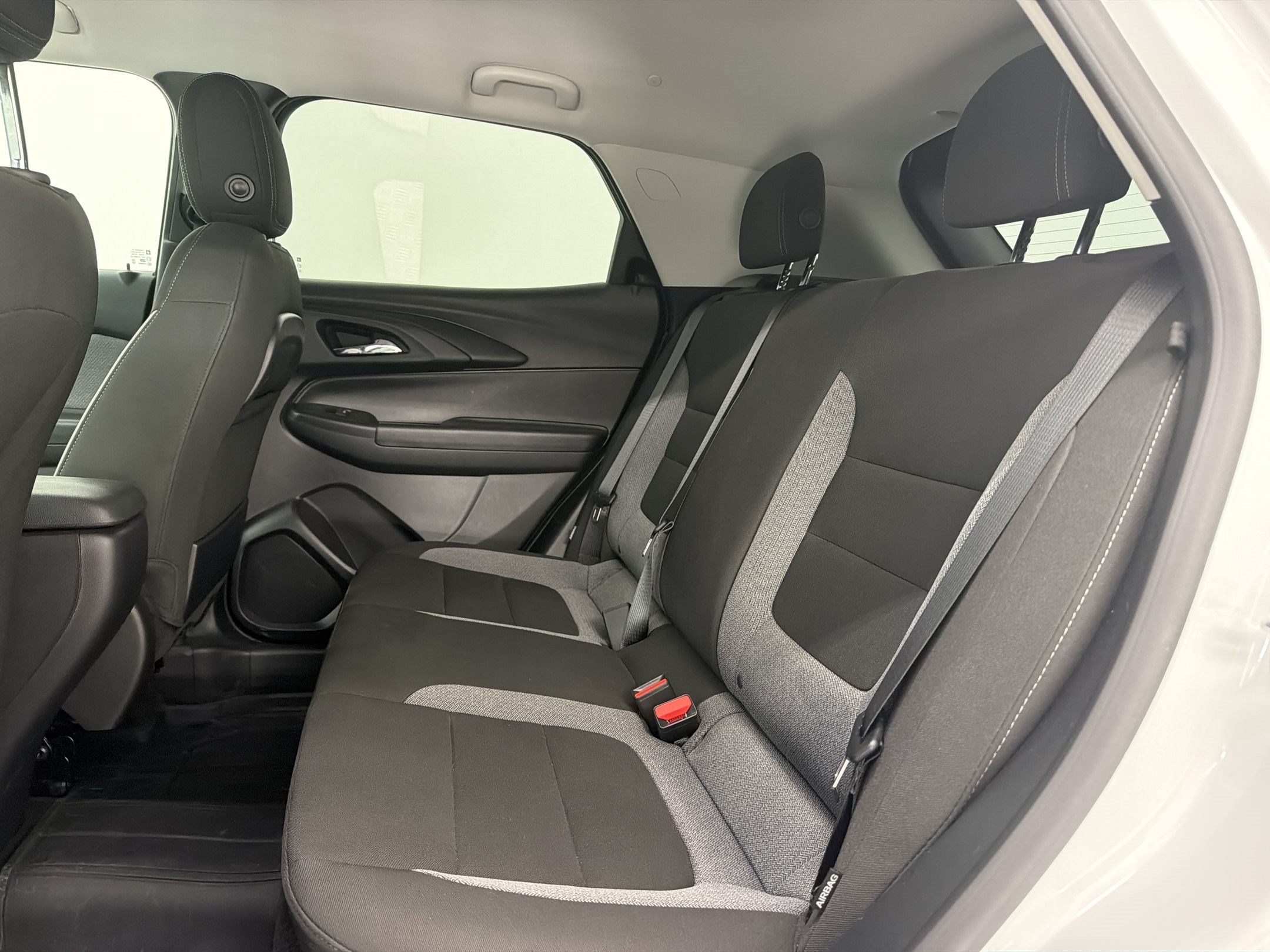 Used 2025 Chevrolet TrailBlazer LS w/ LS Convenience Package AWD/4WD image 20