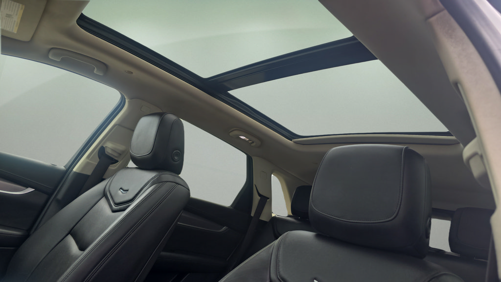 Used 2019 Cadillac XT5 Premium Luxury FWD image 15