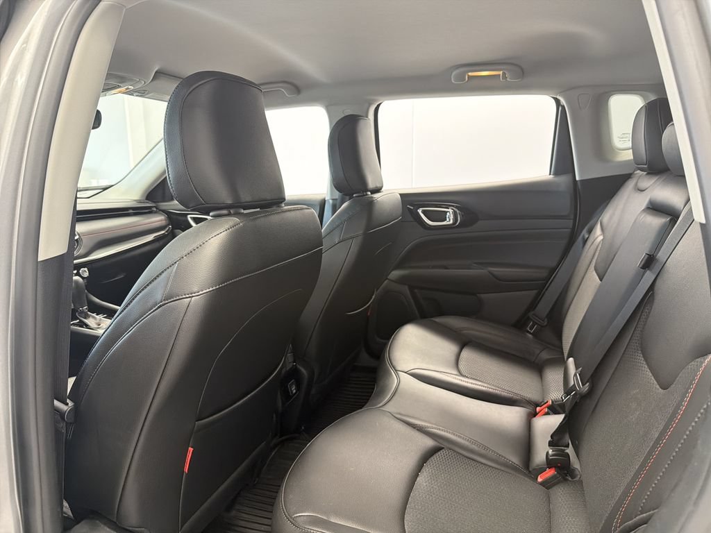 Used 2022 Jeep Compass Trailhawk AWD/4WD image 19