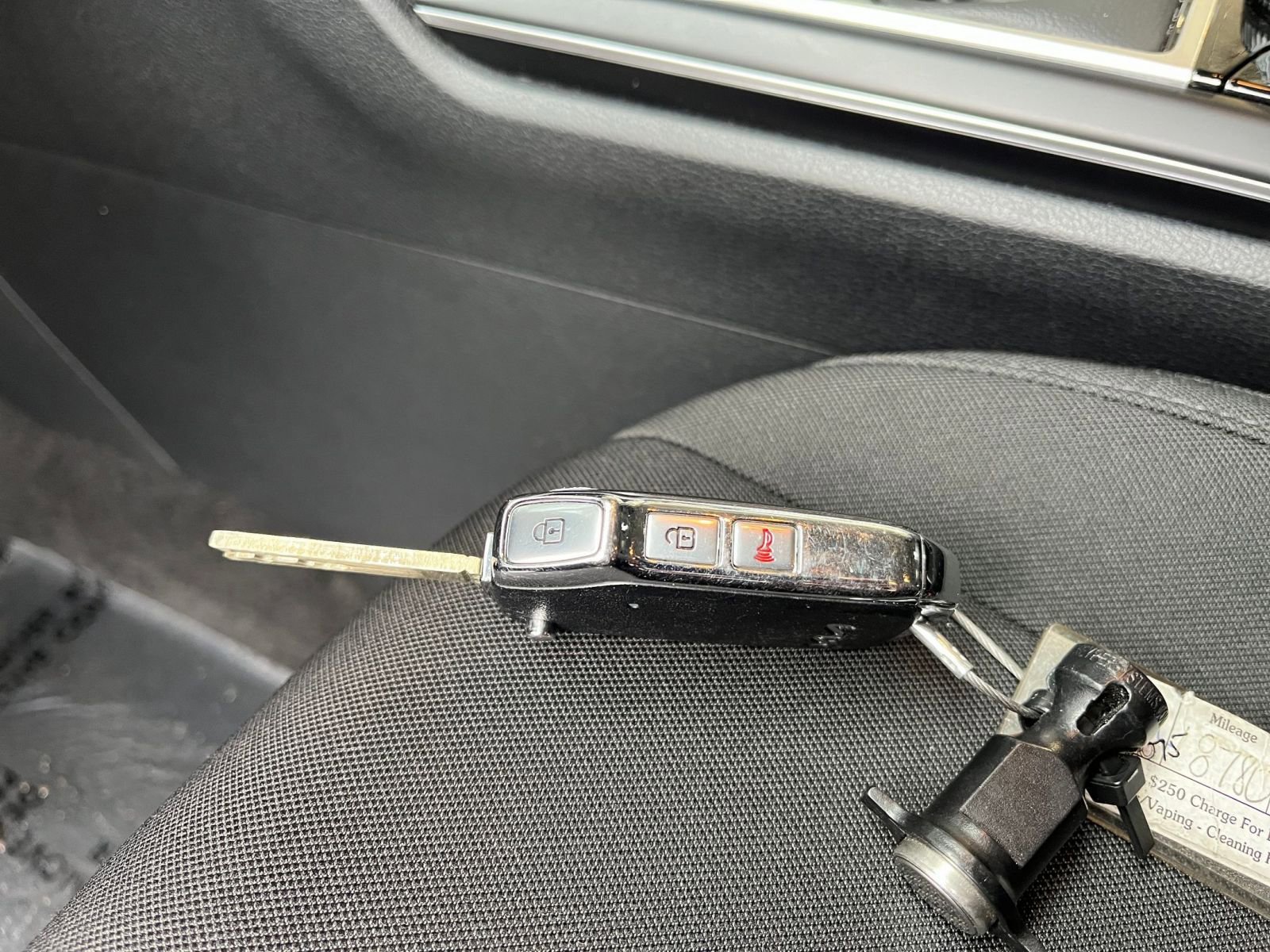 Used 2025 Kia Sportage LX image 21