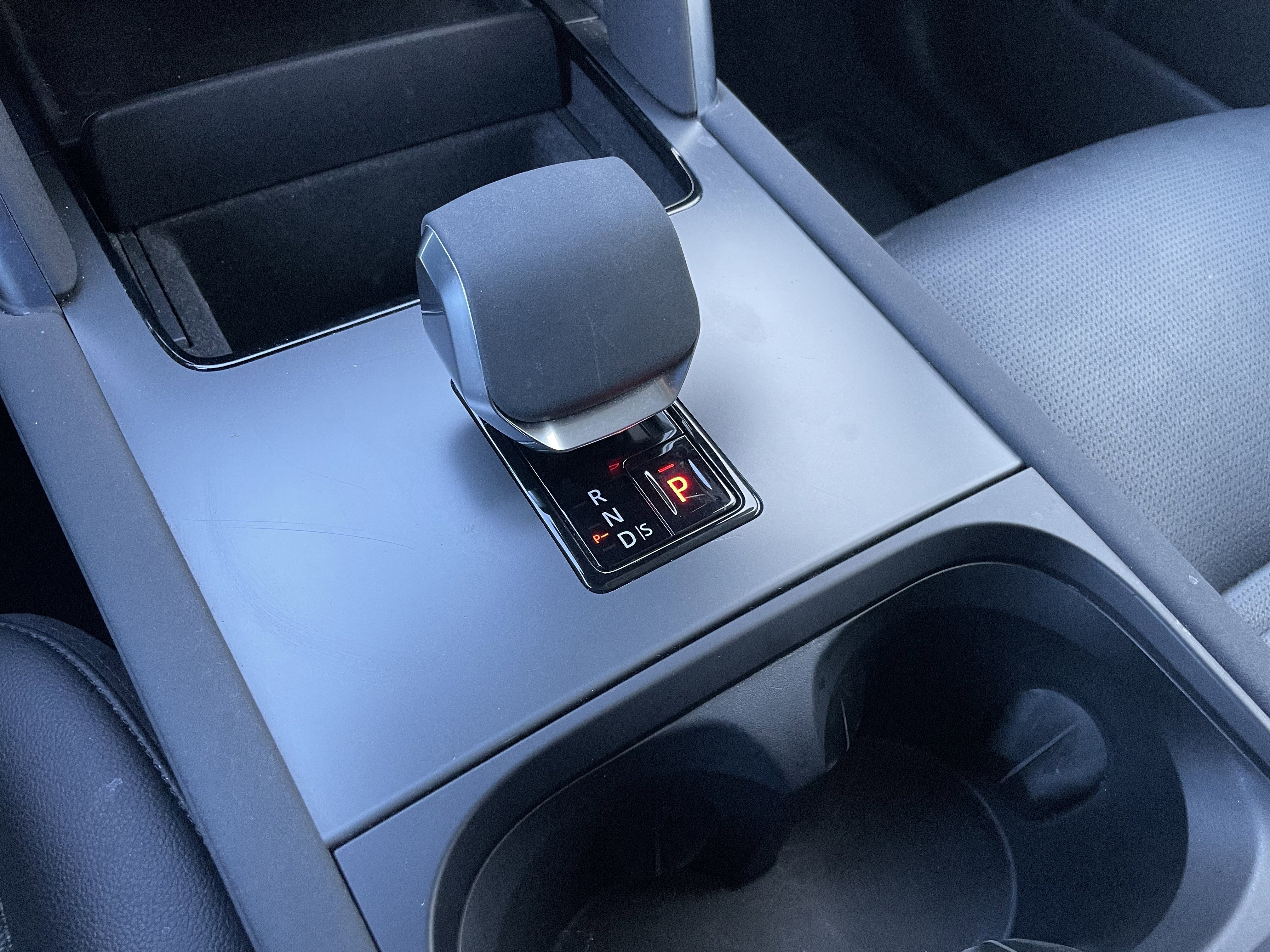 Certified 2024 Land Rover Discovery Sport S image 20