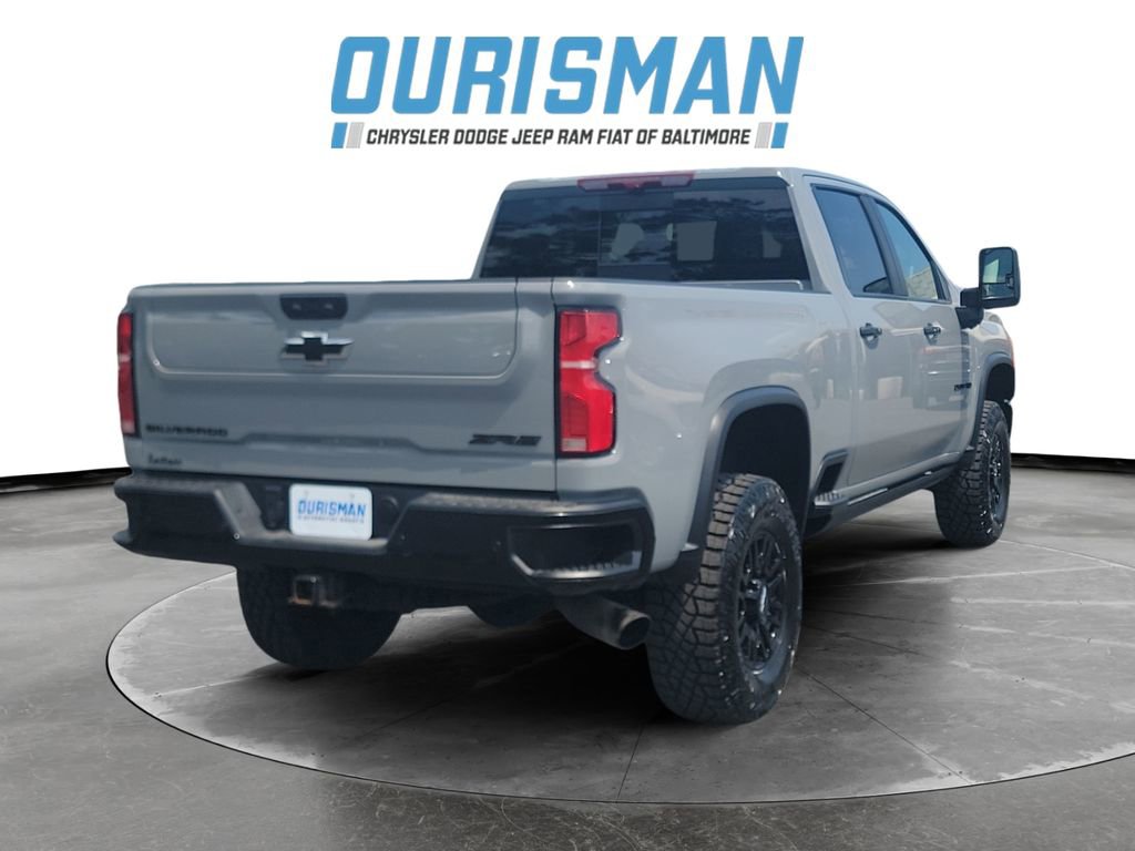 Used 2024 Chevrolet Silverado 2500 ZR2 w/ Technology Package AWD/4WD image 6