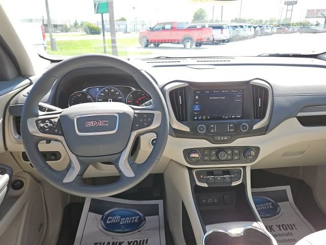 Used 2024 GMC Terrain Denali w/ Denali Premium Package AWD/4WD image 20