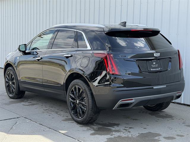 New 2026 Cadillac XT5 Premium Luxury w/ LPO, ONYX Package FWD image 9