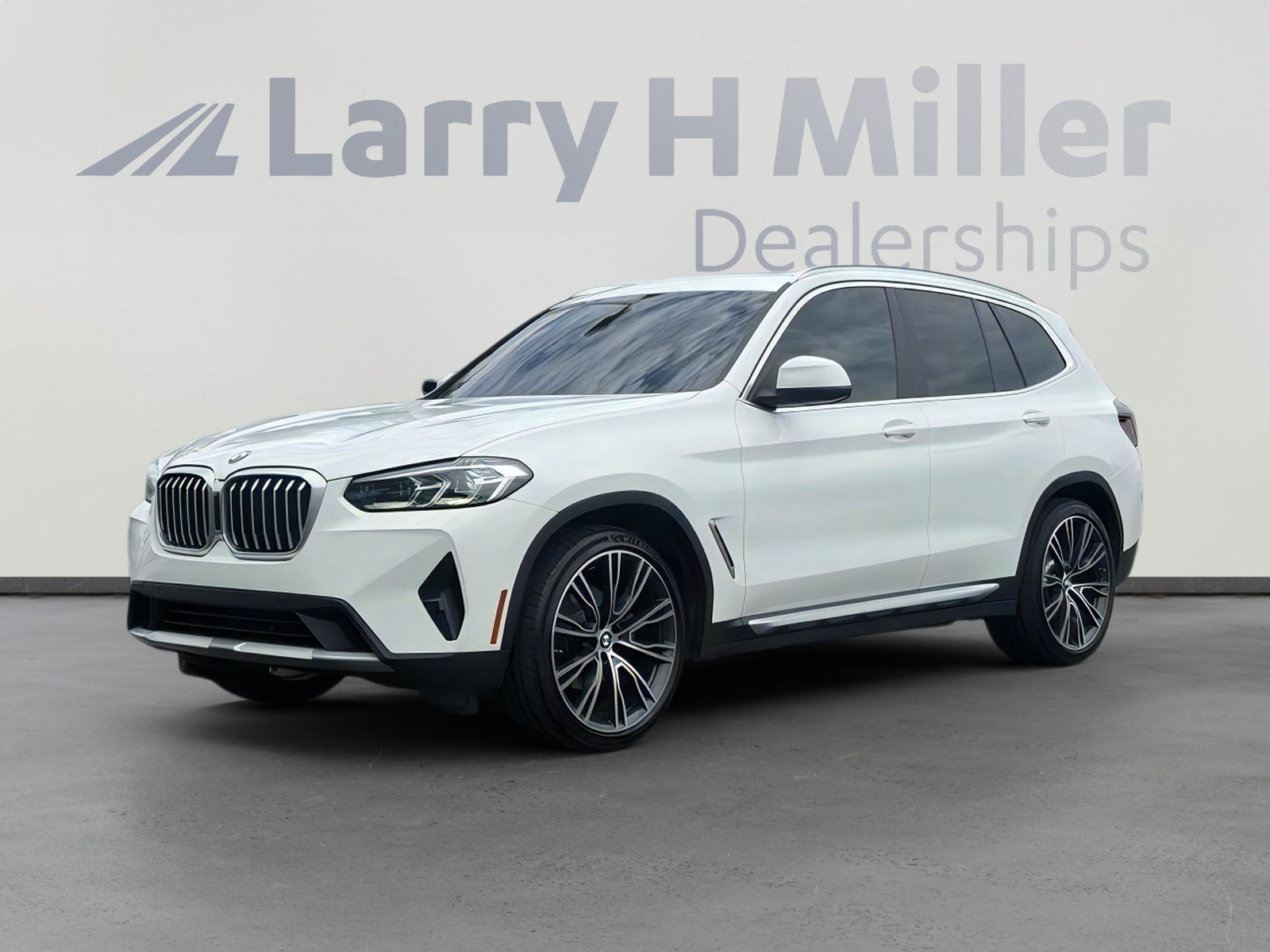 Used 2022 BMW X3 sDrive30i w/ Premium Package 2 (ZPA) RWD image 1