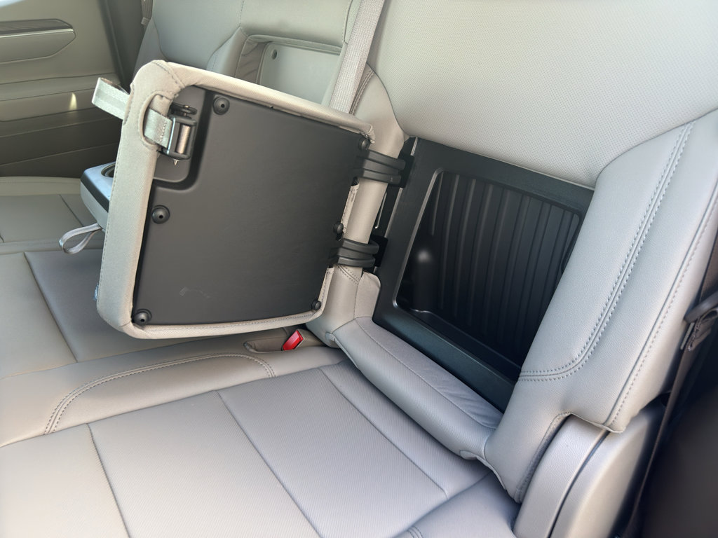 New 2026 GMC Sierra 1500 SLT w/ SLT Convenience Package image 14