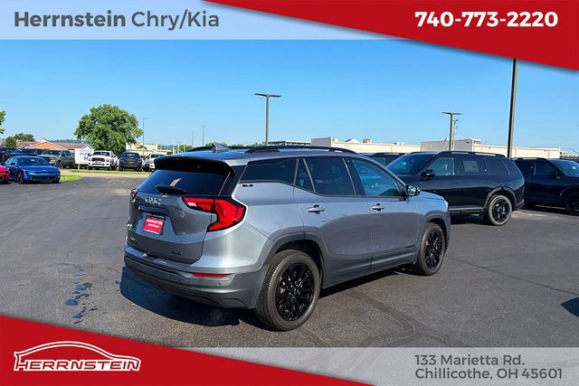 Used 2020 GMC Terrain SLE w/ Driver Convenience Package AWD/4WD image 26