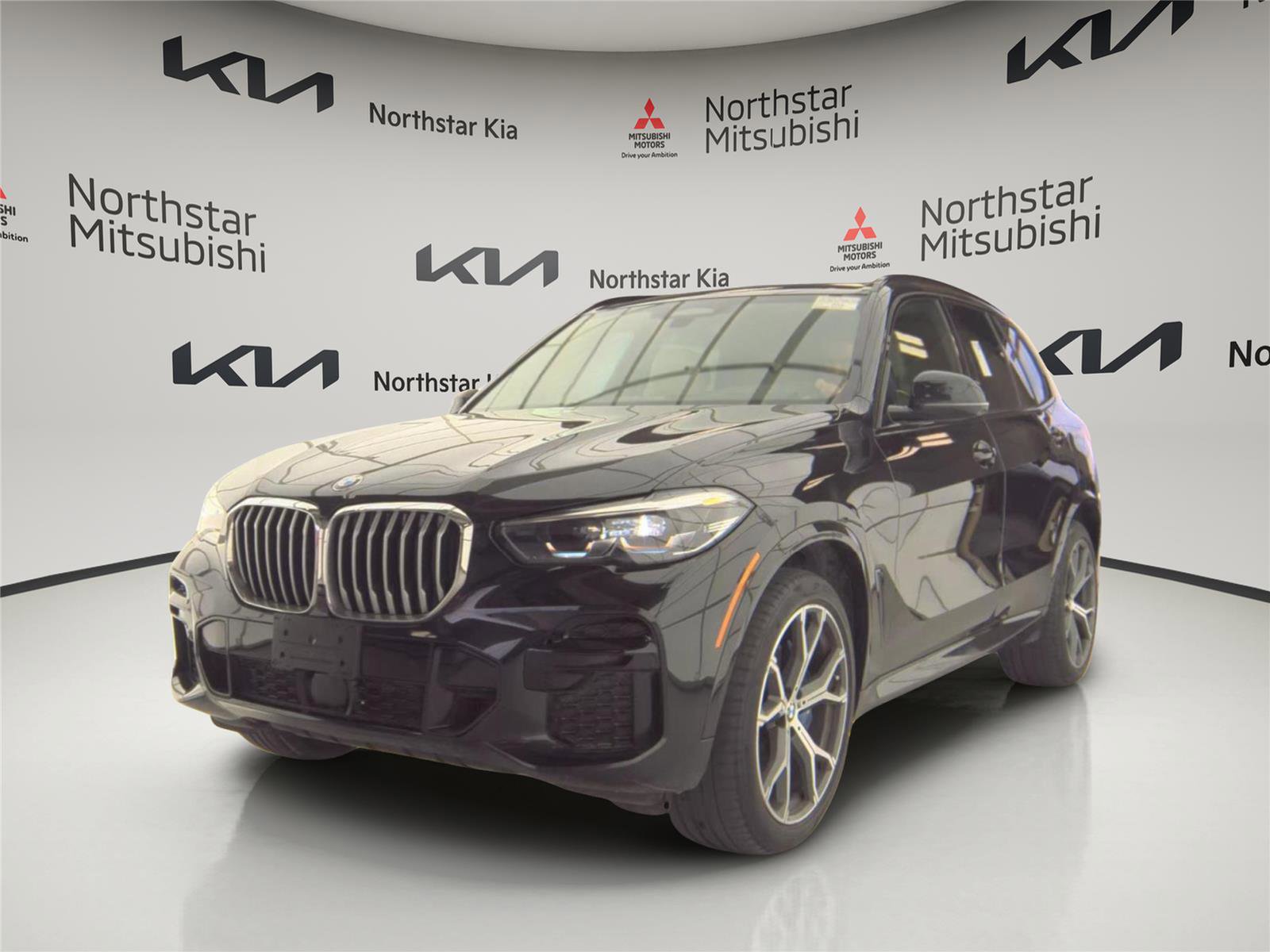 Used 2022 BMW X5 xDrive40i w/ Premium Enhanced Package AWD/4WD image 2
