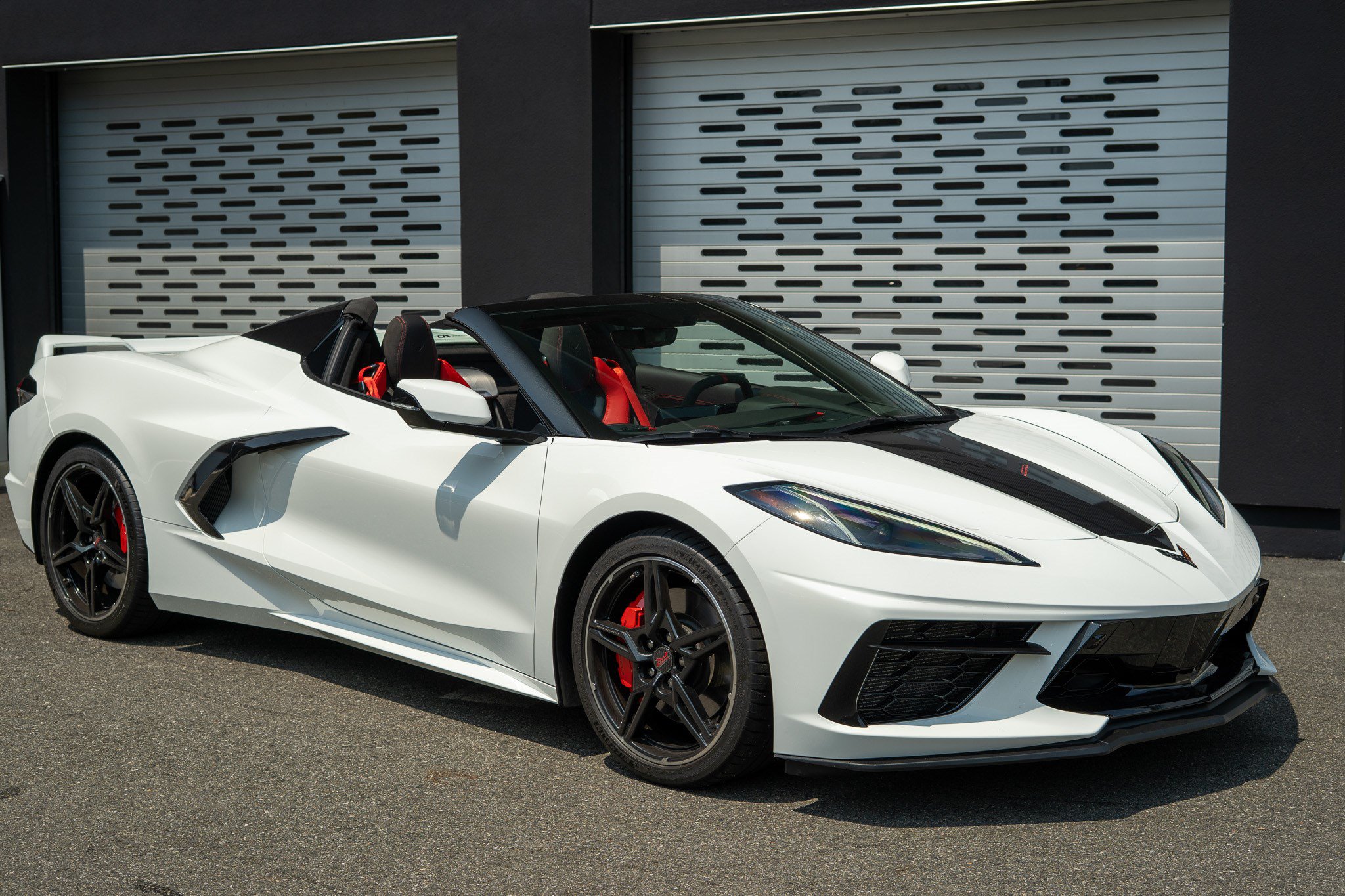 Used 2023 Chevrolet Corvette Stingray Premium Conv w/ Z51 Performance Package RWD image 6