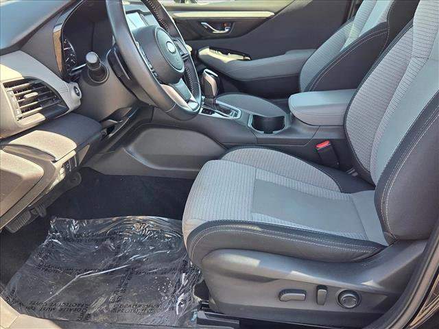 Used 2024 Subaru Outback Premium image 15