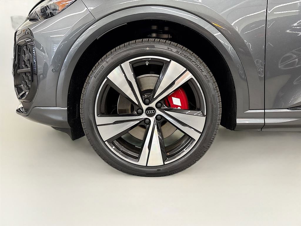 New 2026 Audi SQ5 Premium Plus image 24