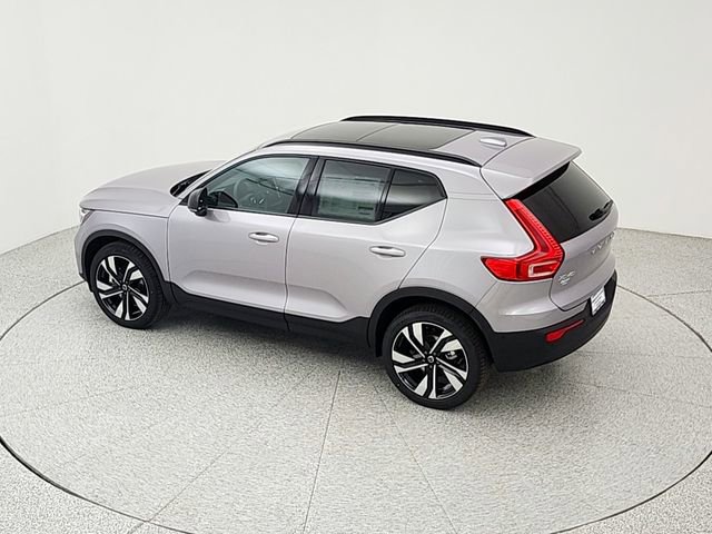 New 2026 Volvo XC40 B5 Plus w/ Climate Package AWD/4WD image 35