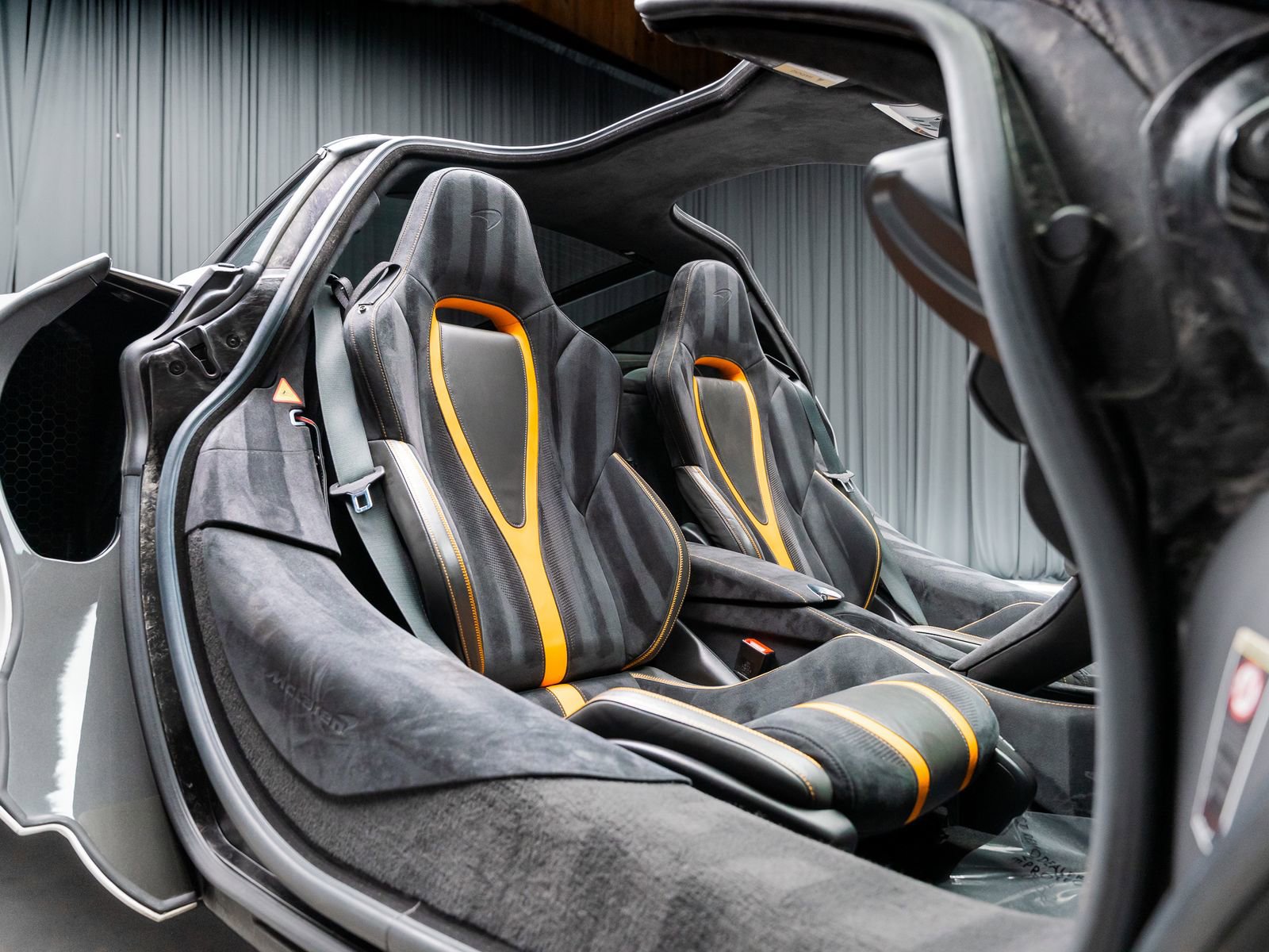 Used 2019 McLaren 720S Performance RWD image 61
