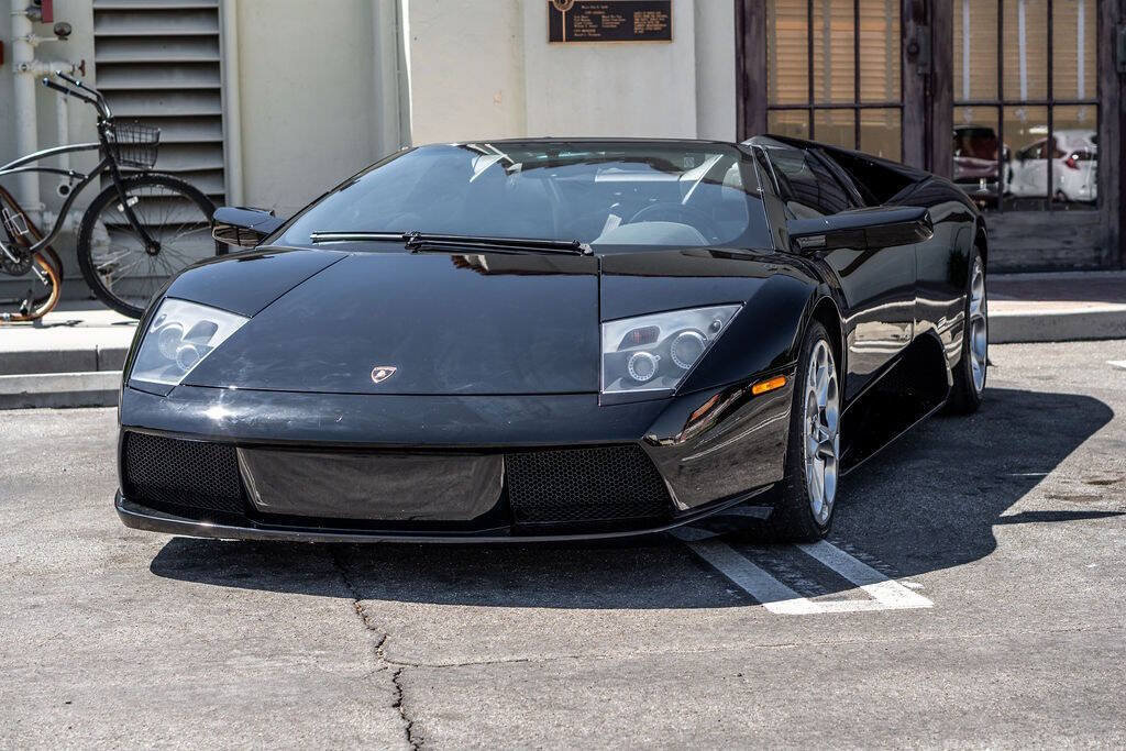 Used 2006 Lamborghini Murcielago Roadster AWD/4WD image 2