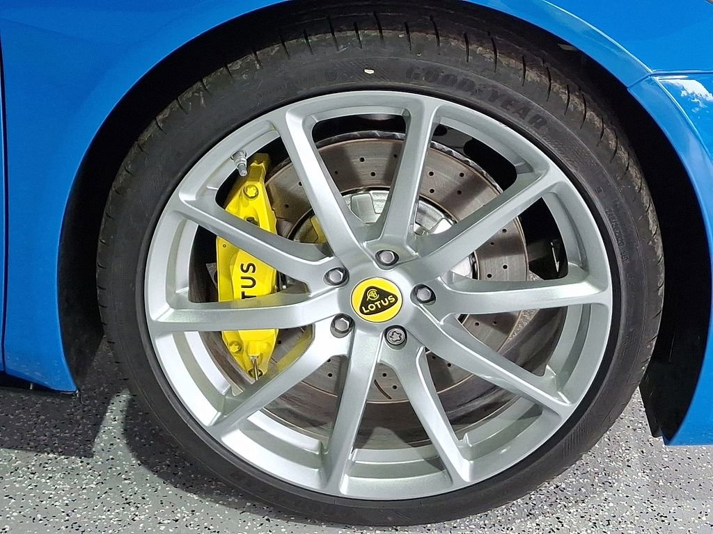 Used 2025 Lotus Emira image 6