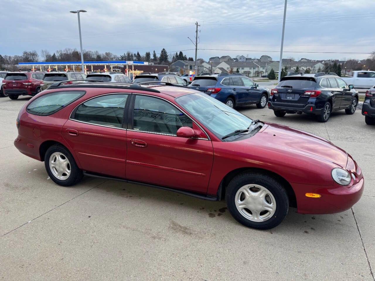Used 1997 Ford Taurus GL image 10