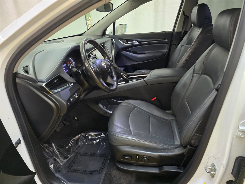 Used 2020 Buick Enclave Essence image 22