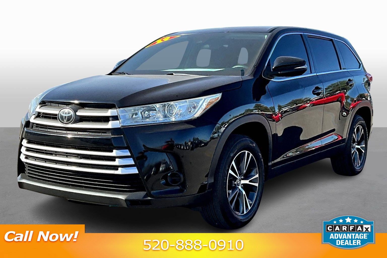 Used 2019 Toyota Highlander LE image 1