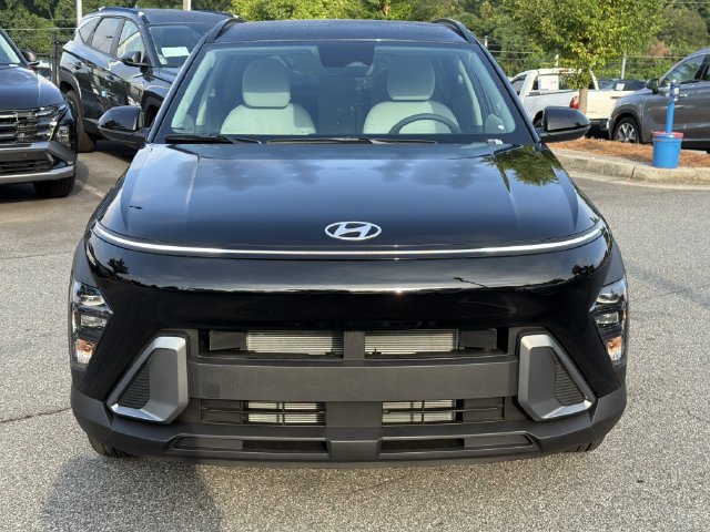 New 2027 Hyundai Kona SEL Sport FWD image 2