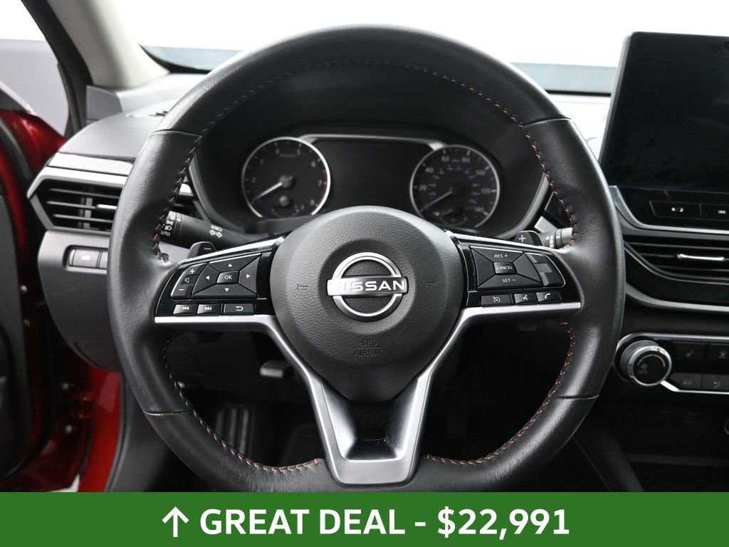 Used 2024 Nissan Altima 2.5 SR w/ SR Premium Package image 27
