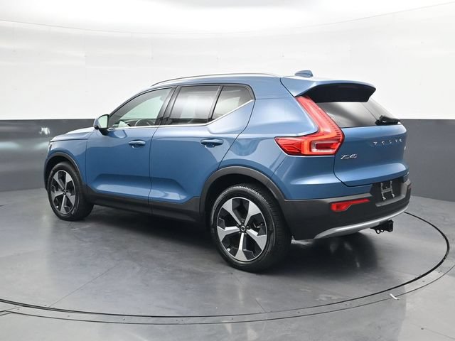 Used 2024 Volvo XC40 B5 Plus AWD/4WD image 6