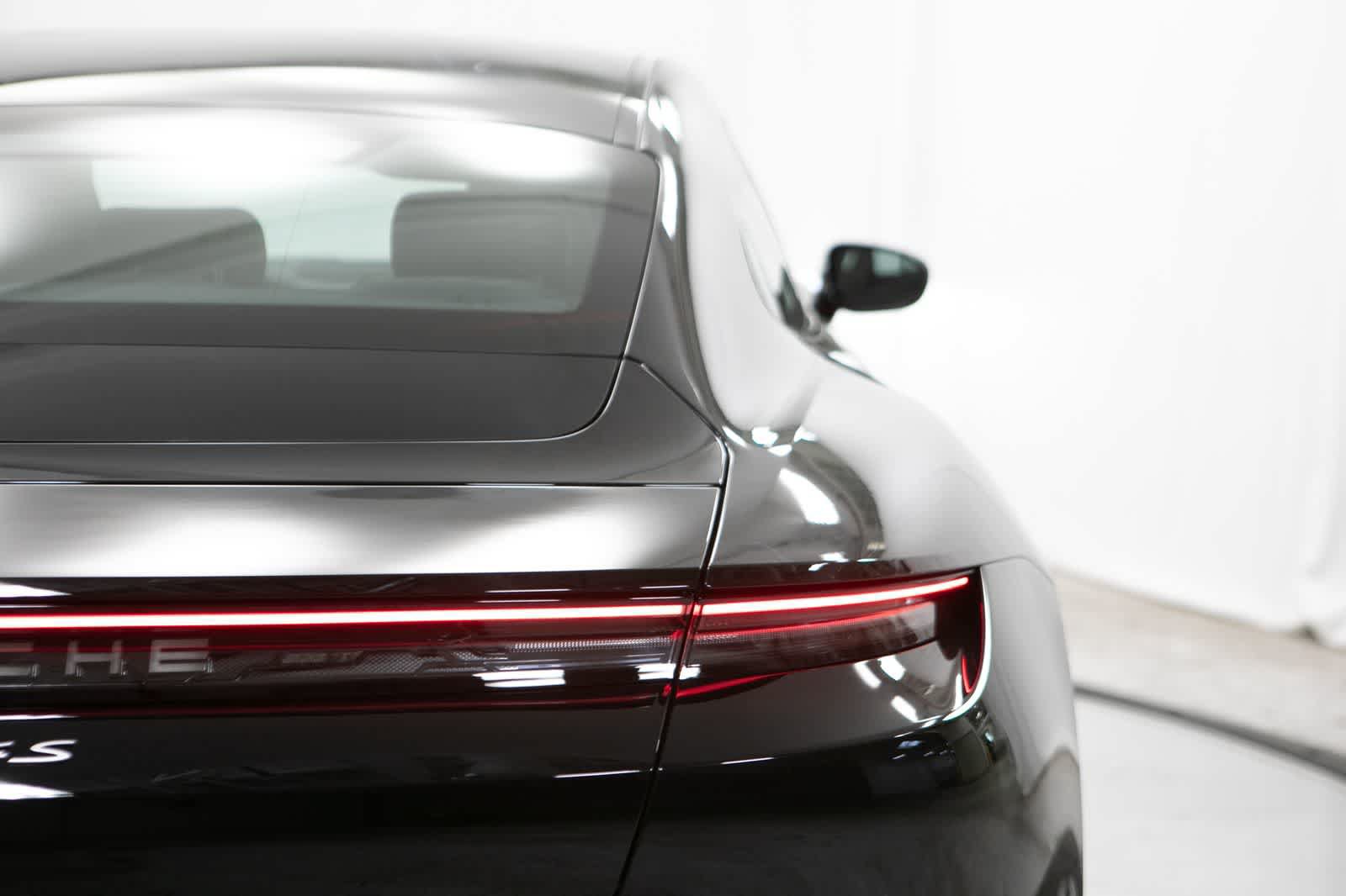 New 2026 Porsche Taycan 4S AWD/4WD image 21