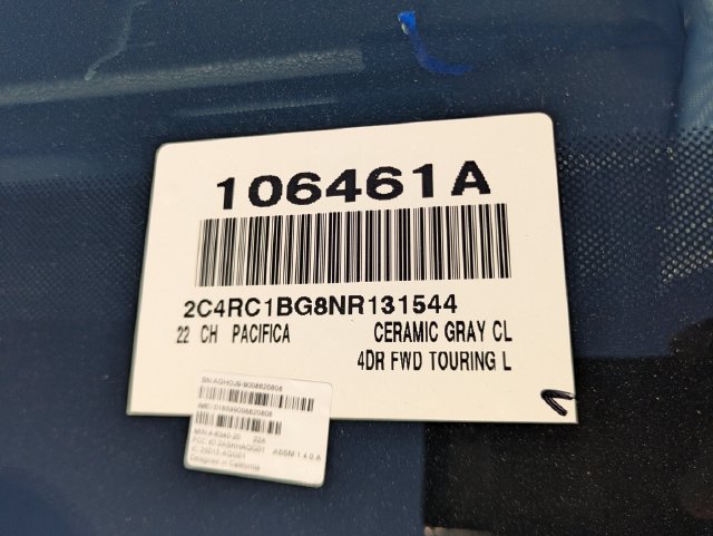 Used 2022 Chrysler Pacifica Touring-L FWD image 35