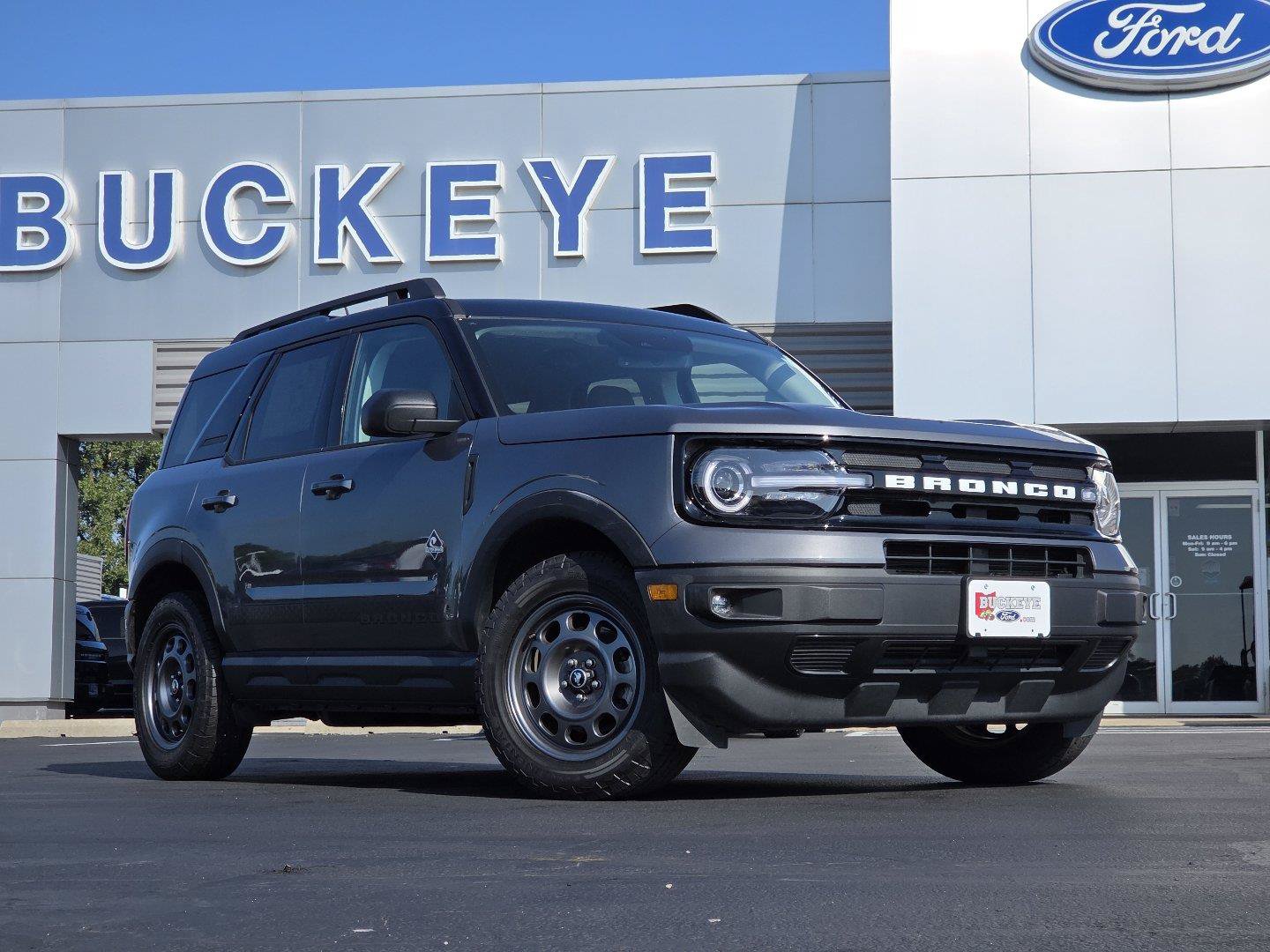 Used 2024 Ford Bronco Sport Outer Banks AWD/4WD image 2