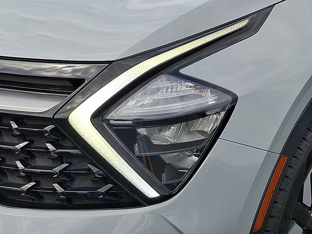 Certified 2023 Kia Sportage X-Line image 9