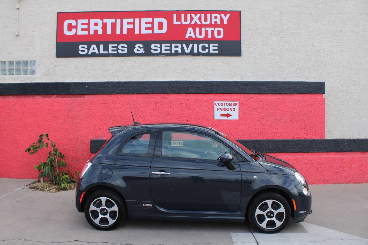 Used 2017 FIAT 500 e image 1