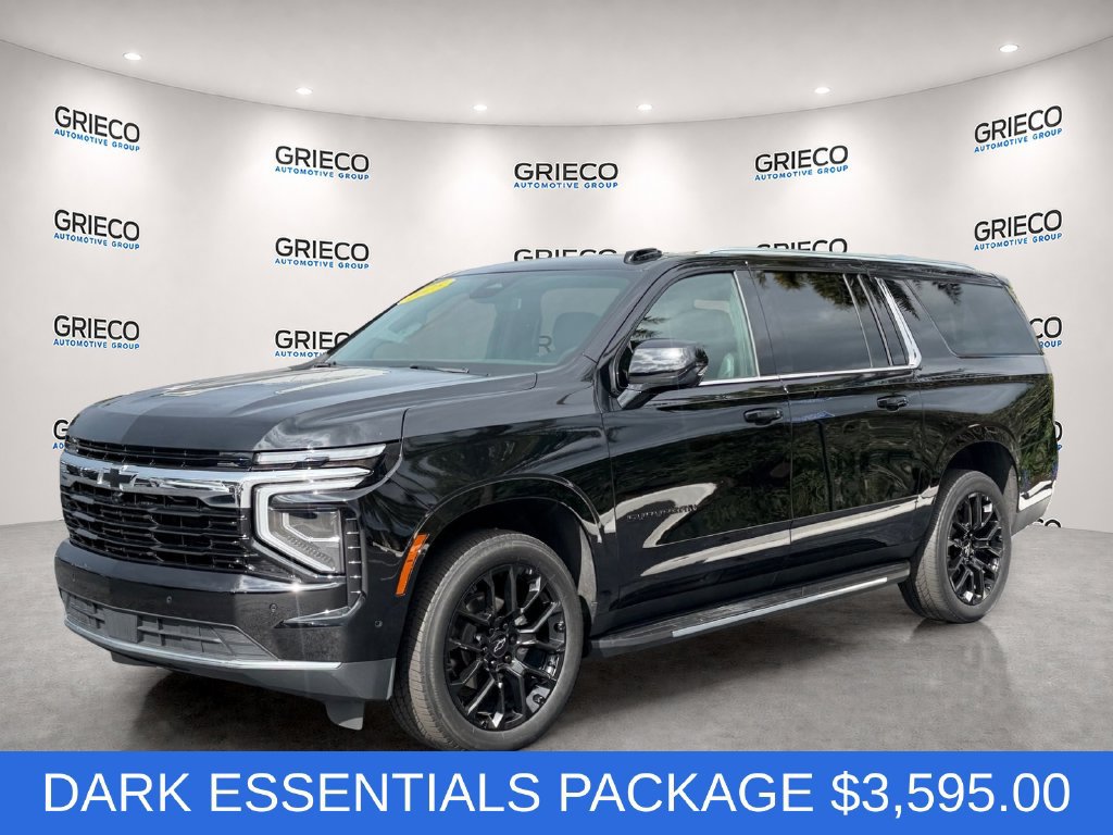 Used 2025 Chevrolet Suburban LS RWD image 3