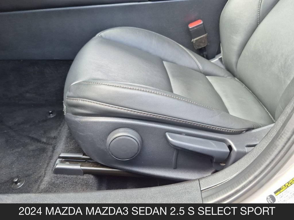 Used 2024 MAZDA MAZDA3 s FWD image 15