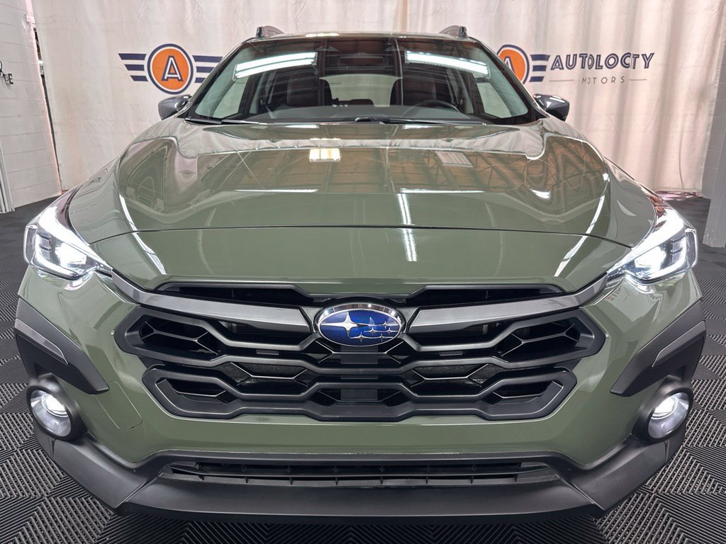 Used 2026 Subaru Crosstrek 2.5i Limited AWD/4WD image 3