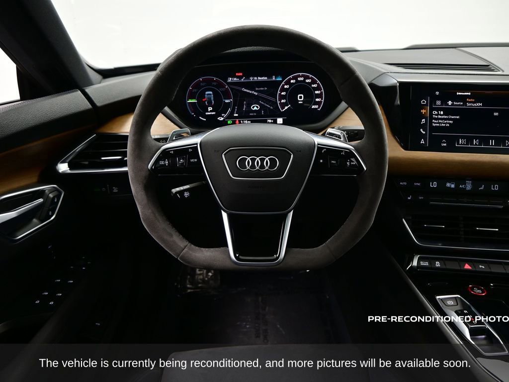 Used 2022 Audi e-tron GT Premium Plus image 28