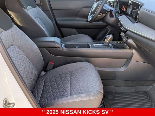 Certified 2025 Nissan Kicks SV AWD/4WD image 36