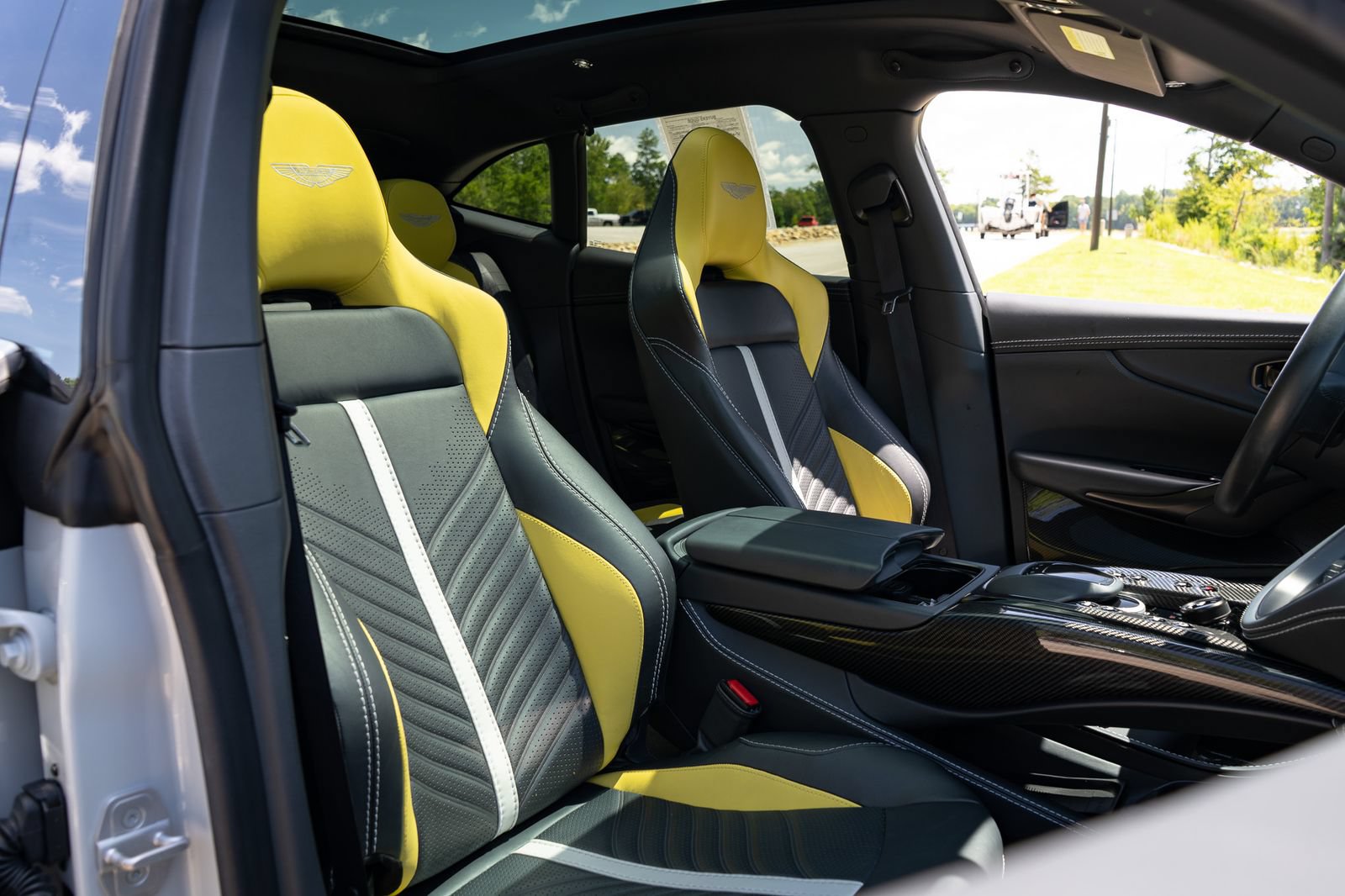 Used 2023 Aston Martin DBX 707 AWD/4WD image 54