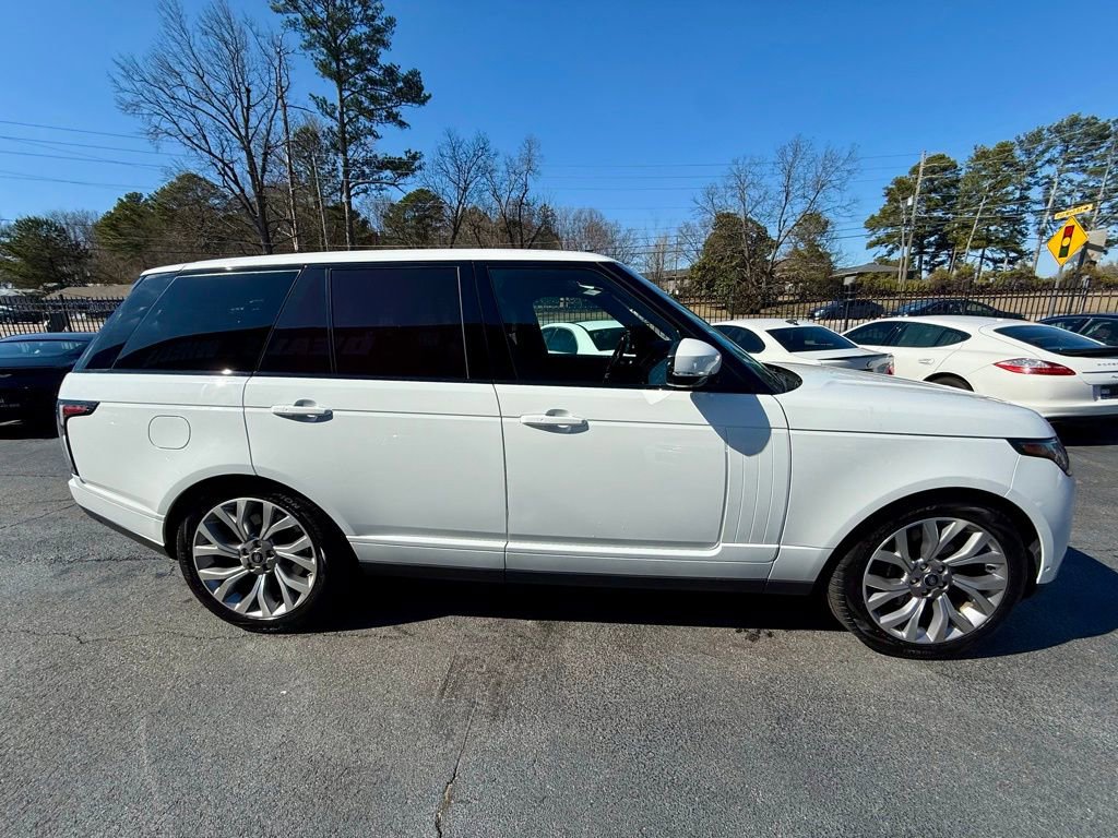Used 2018 Land Rover Range Rover HSE image 4