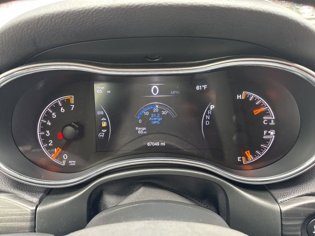 Used 2021 Jeep Grand Cherokee Laredo image 22