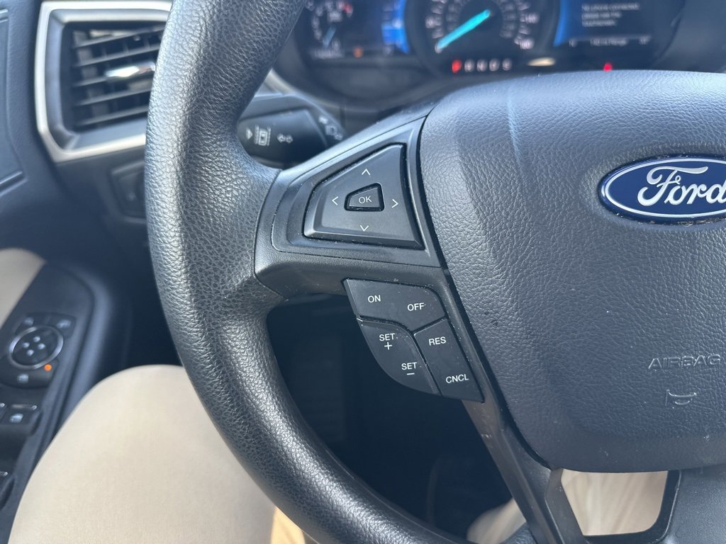 Used 2024 Ford Edge SE image 17